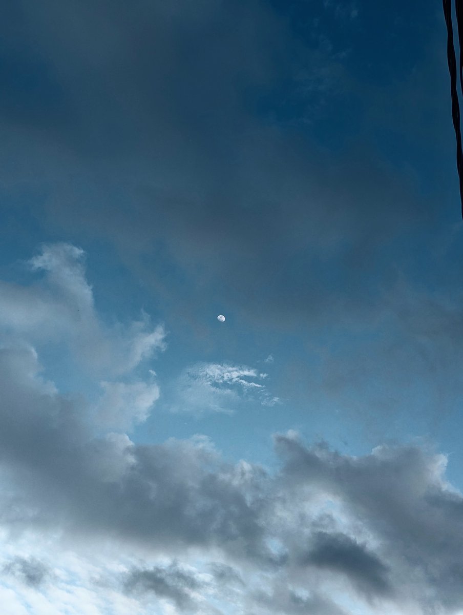 nipuna__d's tweet photo. ඉදහිට වත් මා මතකෙට එන්නේ වත් නැතිද...
Wednesday 18/07/2024
05.30 pm 🌔🖤
#MoonMine #moon #JustSandysThings https://t.co/p1iKgyHJcT