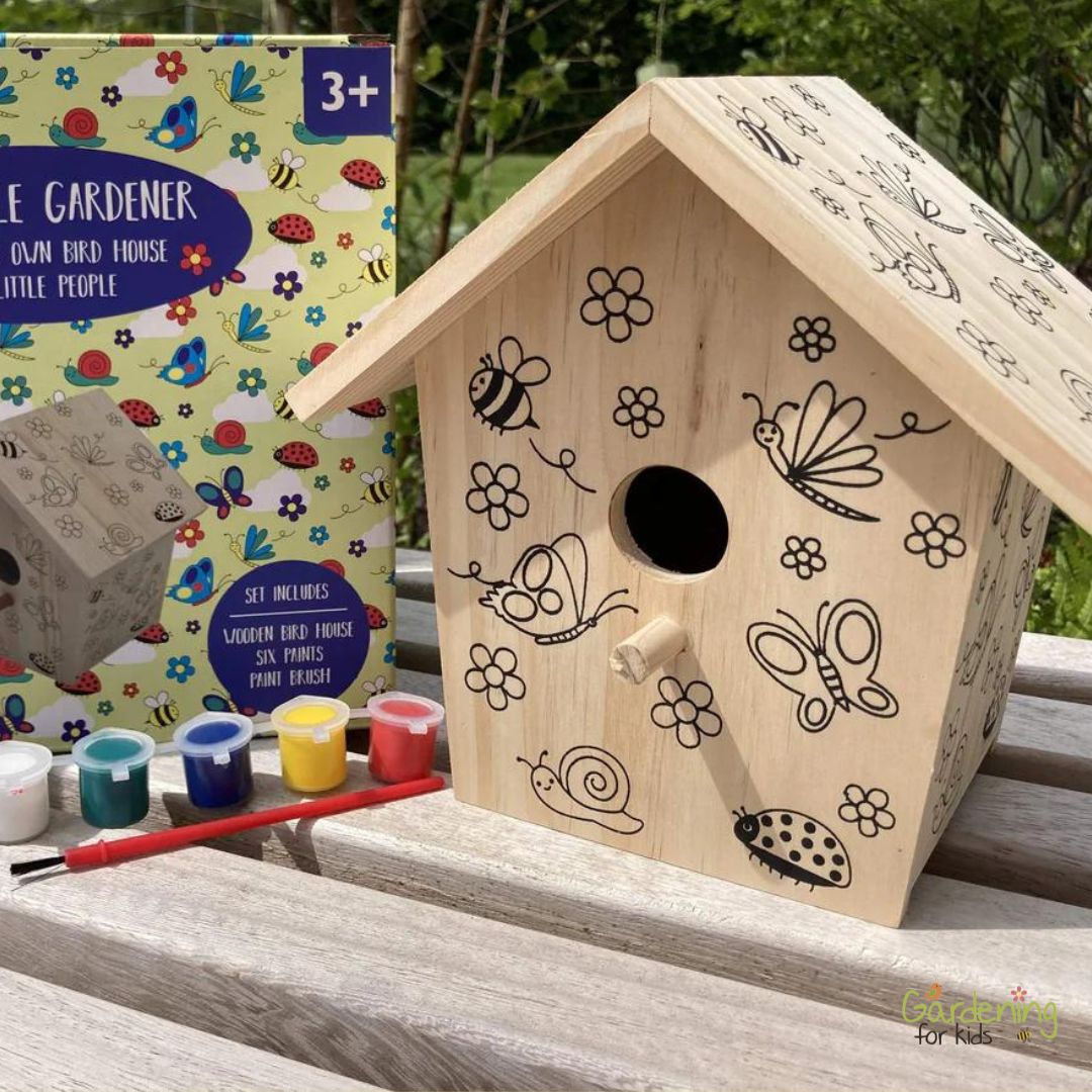 Let your little gardener paint this gorgeous wooden birdhouse. This paint-your-own bird box has a 3cm diameter nest hole, which is perfect for nesting blue, coal and great tits. 

🔗 gardeningforkids.co.uk/products/paint…