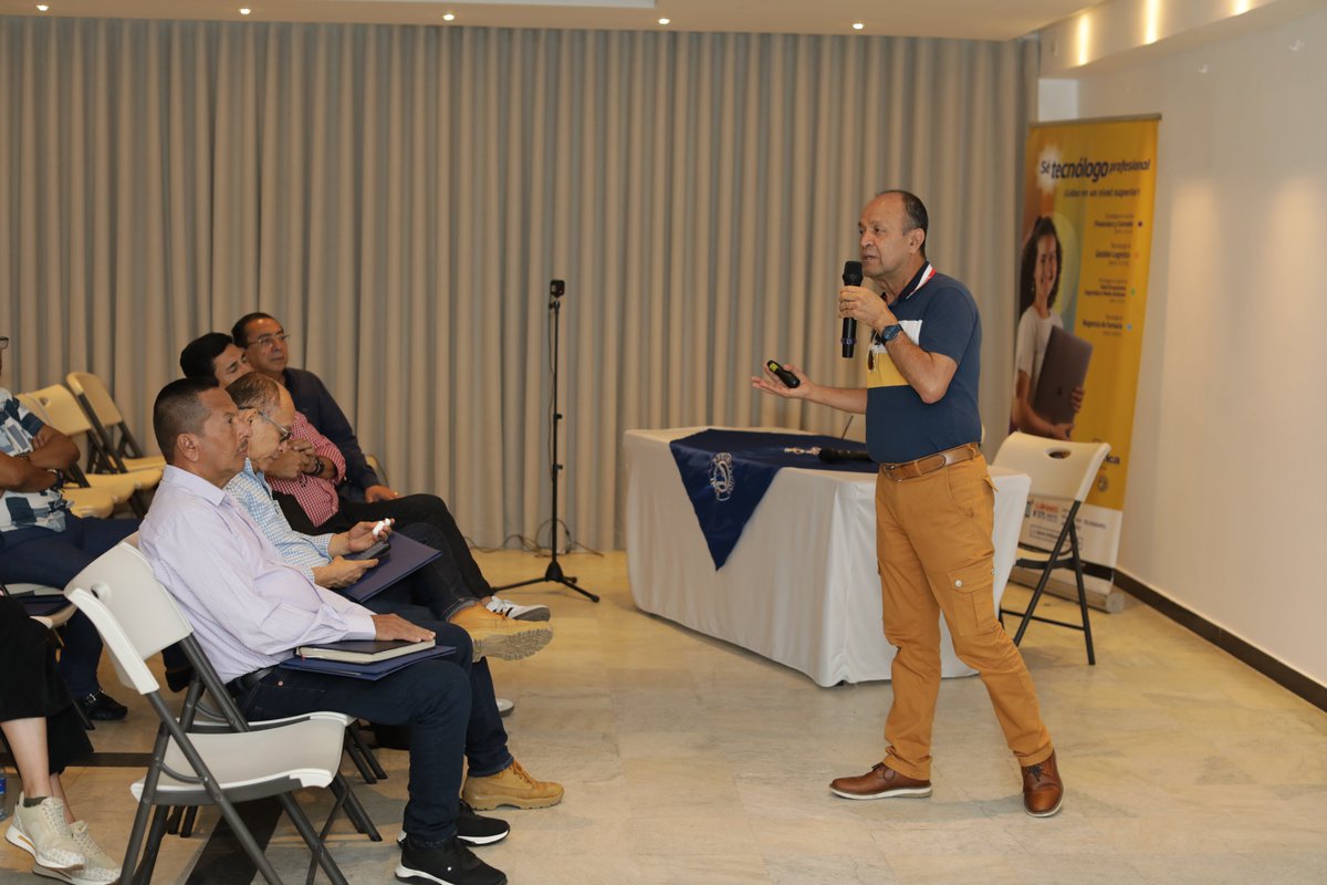 CentroINCA's tweet photo. Centro Inca, institución presidente de Asenof Nacional seccional Caribe, fue sede del encuentro con las IETDH de la región, desarrollando el tema ‘Analizando el futuro de la formación’ Gracias a todas las instituciones que siguen comprometidas con la formación técnica https://t.co/DrBFVSmpT5