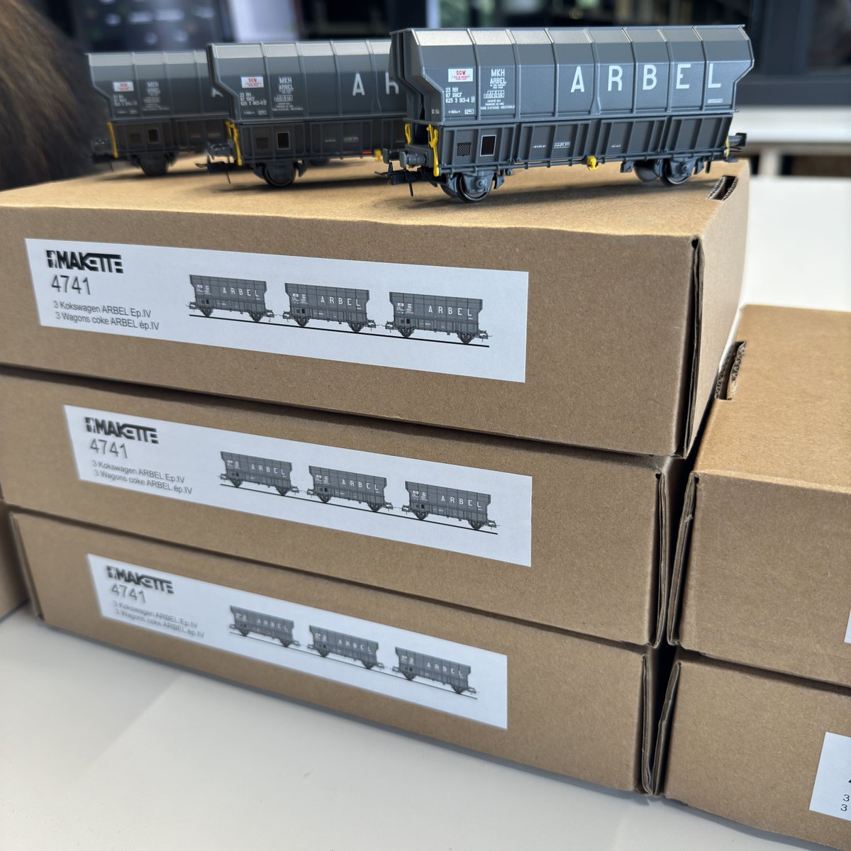 JModelisme's tweet photo. ✨ Les nouveaux wagons coke Makette sont arrivés !!
🤩 Découvrez ces splendides wagons 👉 https://t.co/fAhOisRX9e
#Makette #ModélismeFerroviaire Modélisme #Railway #ScaleHO #TrainHO https://t.co/g8fSEdY2oR