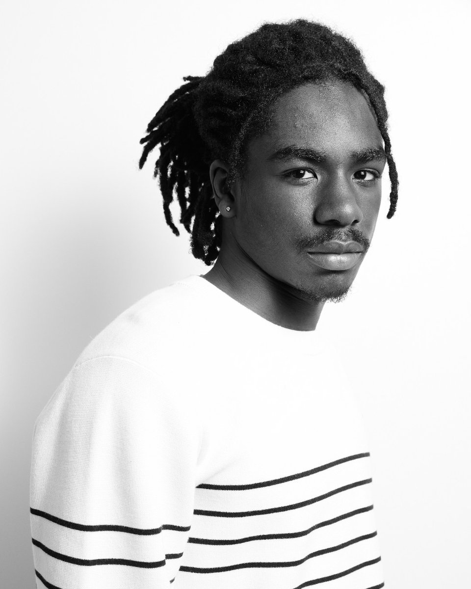 UniqloUSA's tweet image. UNIQLO is excited to expand its partnership with @StreetSoccerUSA  in 2024.

Starting with a pilot program in NYC, we provided hands-on career development for 20 amazing young athletes. From resume reviews and interview prep to styling sessions and professional photos!