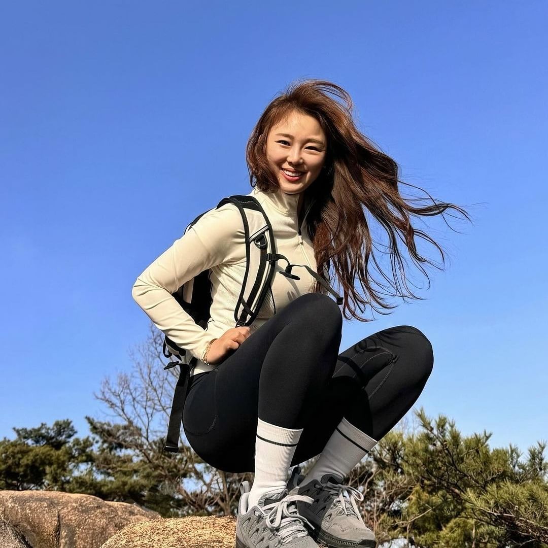 今日は、買ったばかりの登山靴を履く機会がありました。
#mountain #trekking #nomountainnolife #hyakkeime #pentaxk70 #登山 #山登り #登山女子 #山が好き #好山病 #私の山フォト #山旅フォト #屋久島 #宮之浦岳 #日本百名山 #黒味岳 #永#mountain #trekking #nomountainnolife #hyakkeime