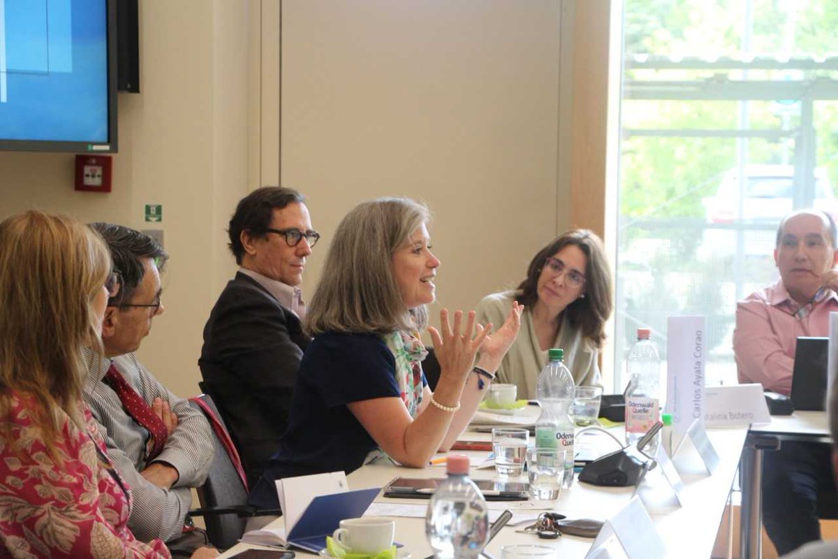 MPILheidelberg's tweet photo. @CorteIDH @NachoPerotti @bindertini13 Fantástico panel esta tarde en nuestro seminario sobre cambio climático, empresas y derechos humanos. @solgmunoz, @monamazariegos, Carlos Reyes y Anna Walter ofrecieron perspectivas valiosas. ¡Una experiencia enriquecedora para todos! 🌍👥 #ICCAL #CambioClimático #DerechosHumanos https://t.co/Gr7BmiJ1Iu