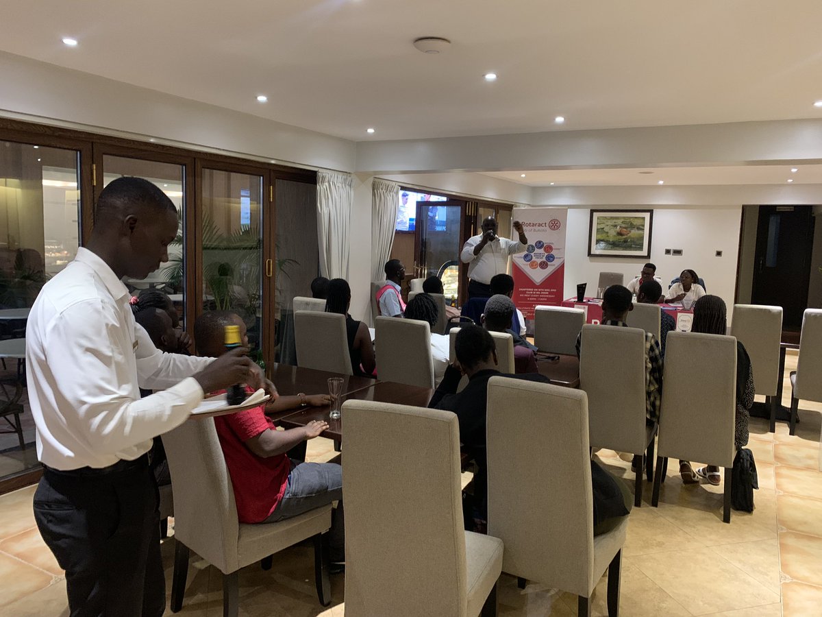 RACBukoto's tweet photo. Happening now at @canaryhotel with @EdwardKiwanuka6 https://t.co/W2gb6Bv8sB