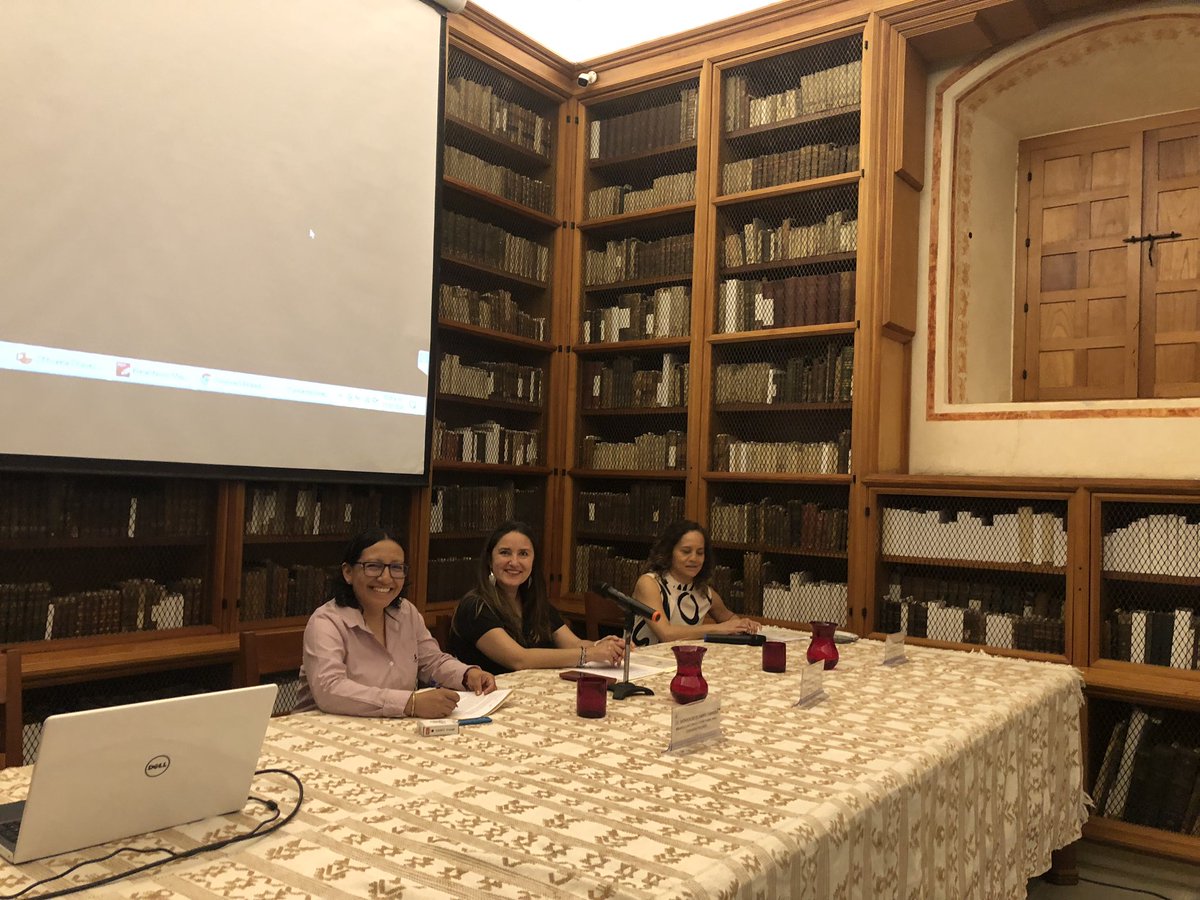 RuiOaxaca's tweet photo. Iniciamos en la @BiblioBurgoa nuestro primer día del #foroitinerante 10 años #ruio. https://t.co/bwZv87jDhw