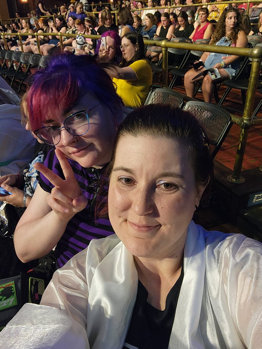 IchaseQuokkas's tweet photo. @official_ACE7 while I am sad Channie was not able to perform in Detroit, I am so happy I got to see my fav boys perform finally😍 I copied one of my favorite Goblin stage outfits as Donghun. 
#ACE #에이스 
#AceSupernatural 
#ACE_US_TOUR 
#REWIND_US
#ACEinDETROIT https://t.co/gZ96A2wyXz