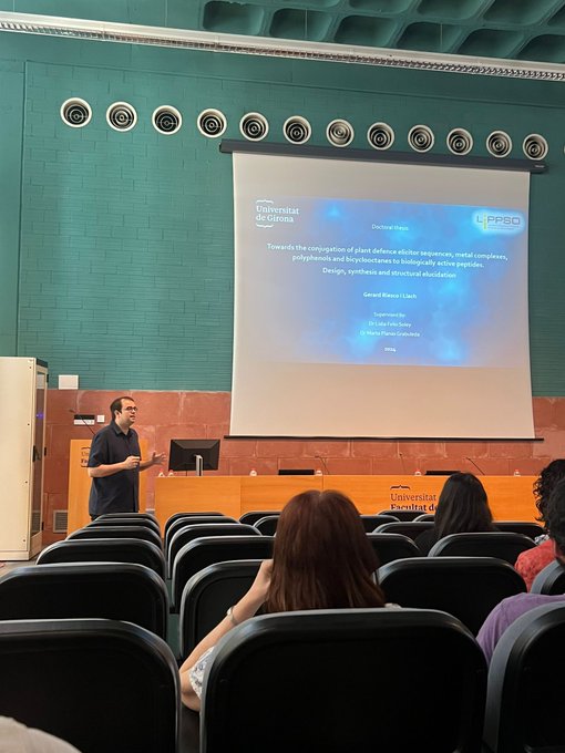 LIPPSO group (@lippsogroup) on Twitter photo PhD thesis defense <a href="/GerardRiesco/">Gerard Riesco Llach</a>
"Towards the conjugation of plant defence elicitor sequences, metal complexes, polyphenols and bicyclooctanes to biologically active peptides. Design, synthesis and structural elucidation".
Supervisors: Lidia Feliu and Marta Planas. PhD thesis defense <a href="/GerardRiesco/">Gerard Riesco Llach</a>
"Towards the conjugation of plant defence elicitor sequences, metal complexes, polyphenols and bicyclooctanes to biologically active peptides. Design, synthesis and structural elucidation".
Supervisors: Lidia Feliu and Marta Planas.