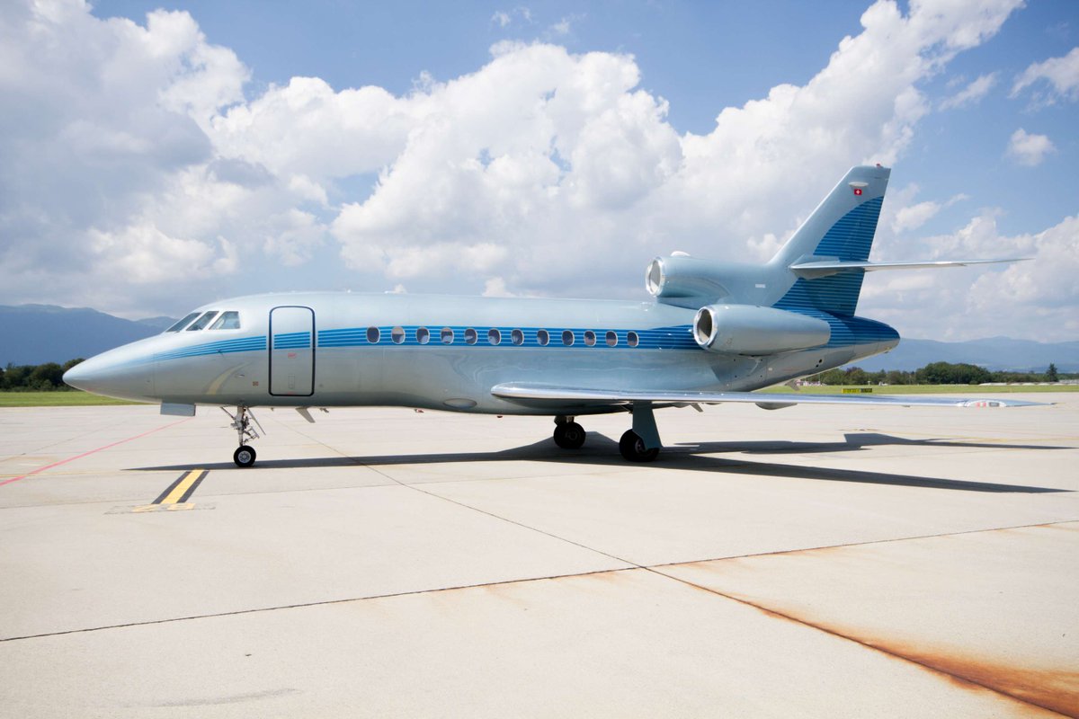 jetaviation's tweet image. Step aboard the Falcon 900EX.

Model: Falcon 900EX​
Seating: 14 passengers​
Crew: 2 pilots, 1 cabin attendant​
Range: 4,200 nm | 7,800 km
Endurance: 9 h​​

Start your journey at ow.ly/YJnH50SBcEx​

#Aviation #BizAv #FlyCharter #CharterWednesday #BusinessAviation