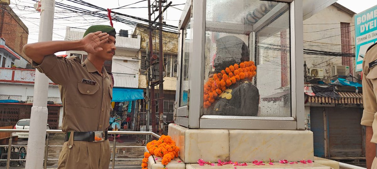 ravi3383's tweet photo. *KARGIL VIJAY DIWAS*
On 17 Jul, the birthday of Flying Offr NJS Sekhon, PVC, as a prelude to Vijay Diwas, Cdts/Staff of, *84 UK Bn NCC*, paid homage to Netaji Subhas Chandra Bose,  in Roorkee.
@HQ_DG_NCC; @NCCUttrakhand; @PRODefDehradun https://t.co/piRFa65xhE