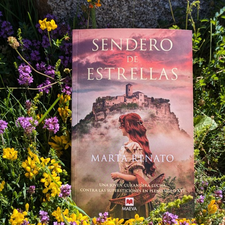 marta_rnt's tweet photo. ¿Buscas #lectura para este verano?
Sendero de estrellas es una #novela histórica ambientada en Cataluña en el siglo XVI y protagonizada por una aprendiz de curandera. Únete a los lectores cautivados por sus personajes inolvidables y su prosa emotiva y delicada. https://t.co/rAXbDoo5aB