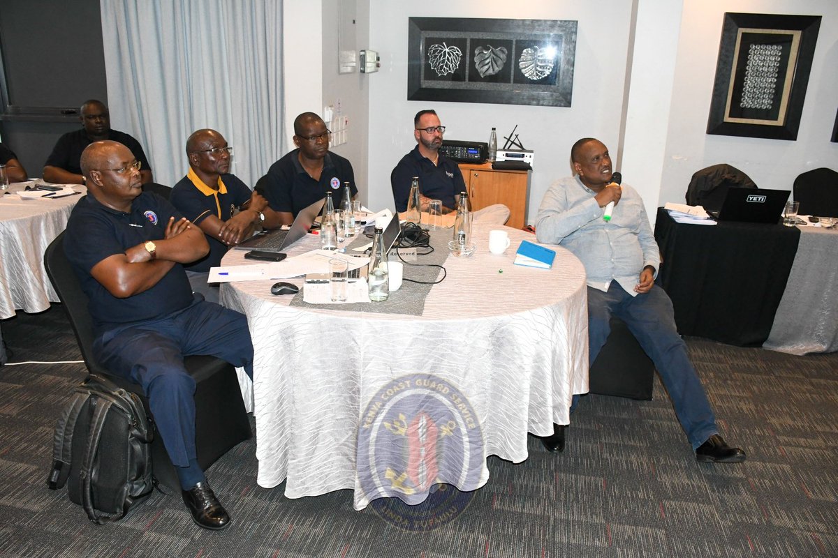 OfficialKCGS's tweet image. peer training, and suicide prevention. #KCGS remains committed to fostering a supportive culture, addressing mental health stigma, and encouraging help-seeking among our personnel.Grateful to @CBP for sharing their best practices &amp;amp; facilitating a very important discussion.