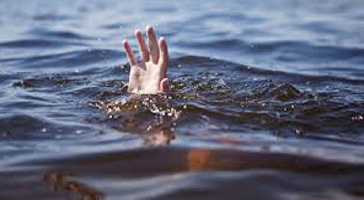 নড়াইলে পুকুরে গোসল করতে নেমে দশম শ্রেনির স্কুল ছাত্রীর মর্মান্তিক ছাত্রীর মৃত্যু