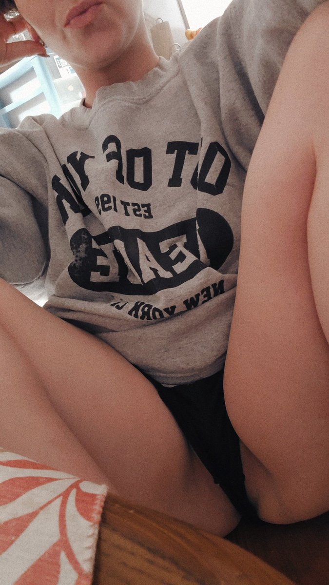 brittlashay_ofc's tweet photo. On snap 
18+++
Brittlashayc.of https://t.co/xaUTLK46c2