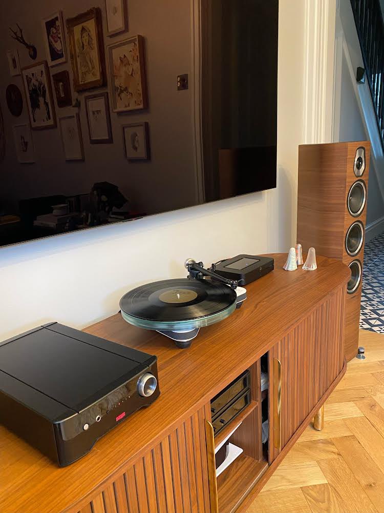 vinylgrooveaud's tweet photo. What a great system we completed last Friday evening. Featuring the stunning @RegaResearch #Planar8 T/T in White with Ania Pro MC cartridge as our main source 🔥🎶🙂👏👌

If we can help with your next Hi-Fi upgrade, please contact our #Preston showroom:

https://t.co/nyjEsjT1ZX https://t.co/DfFeO4mV2Z