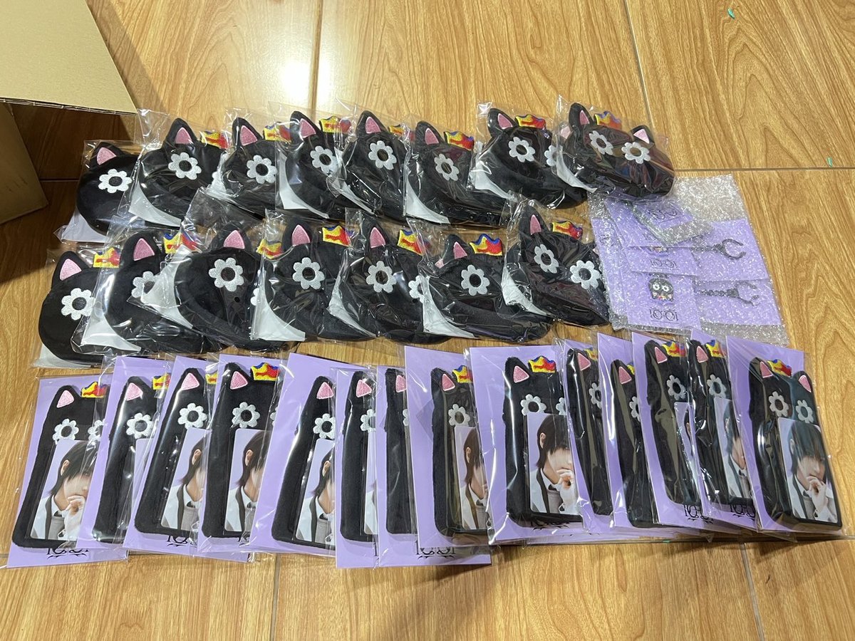 1129_jtn's tweet photo. สวัสดีค่ะขออนุญาตแท็กแจ้งนะคะ
🍀 สินค้าในรูปถึงบ้านเราที่ไทยเรียบร้อยแล้วนะคะ
🏠คนที่ของครบหากต้องการเปลี่ยนที่อยู่สามารถแจ้งเราทางเดมได้เลยนะคะ
-หากรอส่งพร้อมสินค้าตัวอื่นสามารถแจ้งทางเดมนะคะ🙏🏻
🐱ปล.คนที่ค้างชำระมัดจำและค่าส่งชำระได้ในลิ้งสถานะการสั่งซื้อสินค้า
#1129update https://t.co/zVziGFJ12N