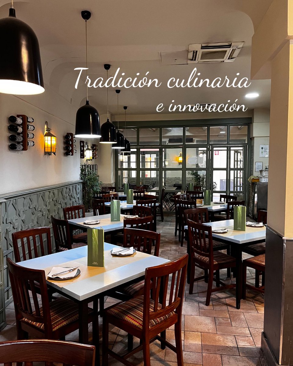 PandoSevilla's tweet photo. En el restaurante Pando nos centramos en fusionar la tradición culinaria andaluza con una perspectiva innovadora. Este enfoque se refleja en cada plato, que combina ingredientes frescos y de alta calidad con técnicas creativas de preparación. 👩‍🍳😛 ¡Te esperamos! 🙌 https://t.co/9duAklfxdp