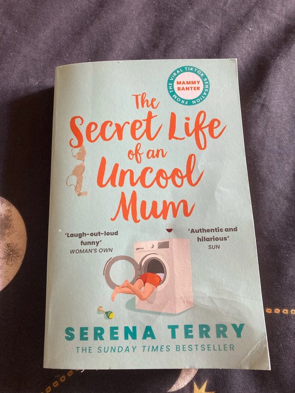 Get the  Contemporary fiction I’m selling on @VintedUK. Size  for £1.85! vinted.co.uk/items/47754569…