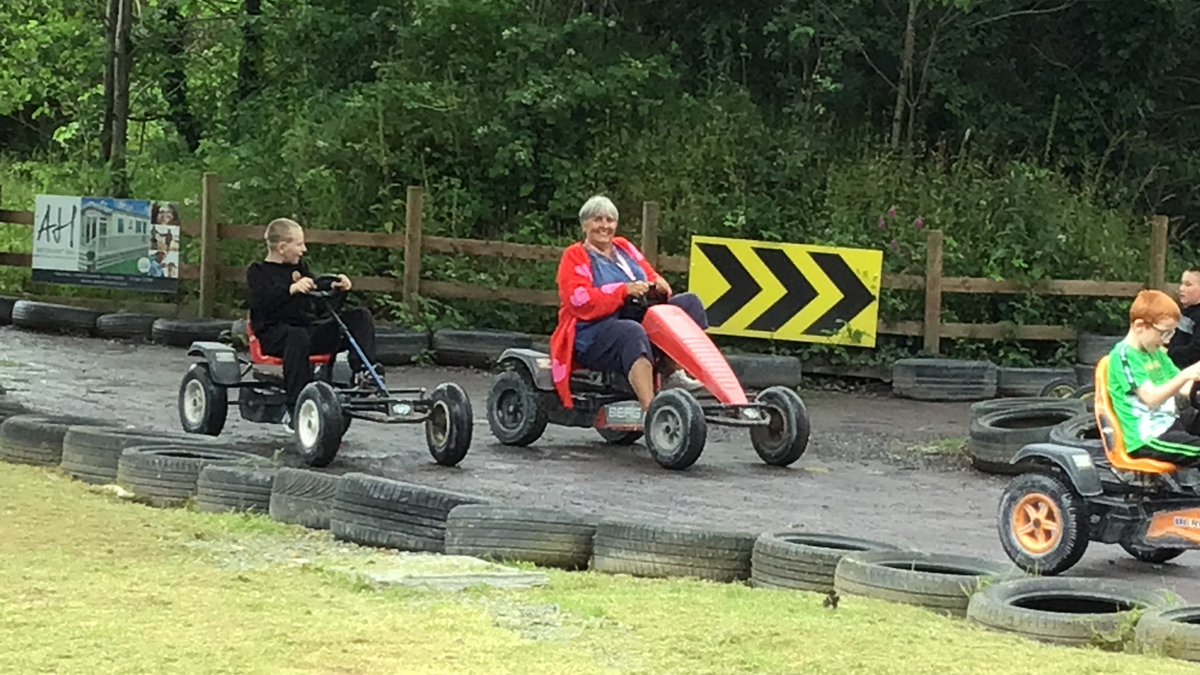 TirMorfa's tweet photo. We had an amazing day out yesterday! Thank you so much #ytmPTA ! We saw all the animals- including a very noisy sheep! we went zooming on the go karts, milked a cow and a goat, and had a go on the diggers! It was brilliant! #ytmwellb #ytmllc https://t.co/yAvWDFlT8a