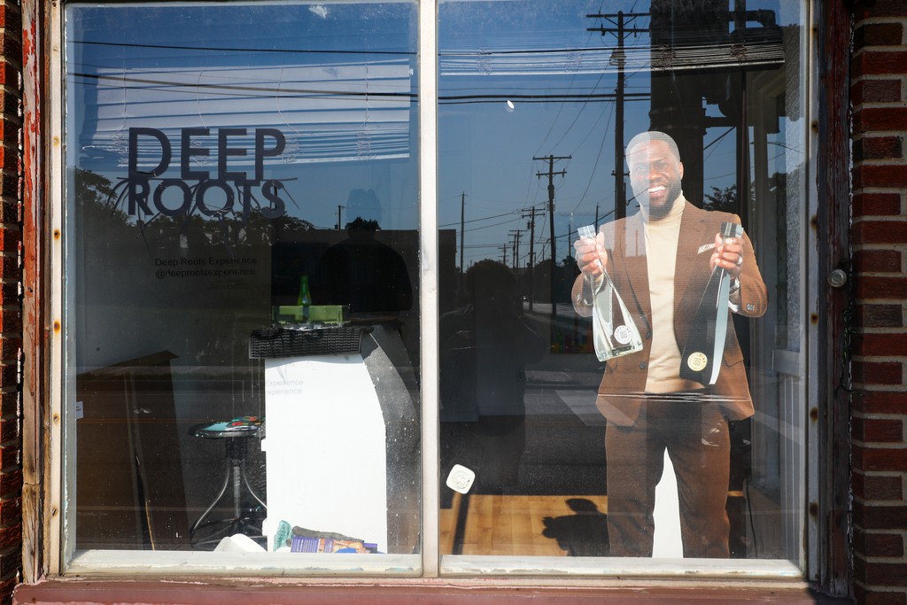 Deep Roots Experience tweet media