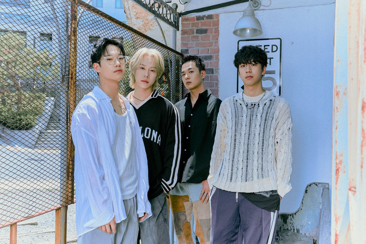 UpdateKBoys's tweet photo. LINDOS! O 9001 (NINETY O ONE) divulgou fotos conceituais para o lançamento de seu 1° mini álbum, “Digital Hello!

#NINETYOONE #나인티오원
#Digital_Hello https://t.co/7MFWj4FHnD