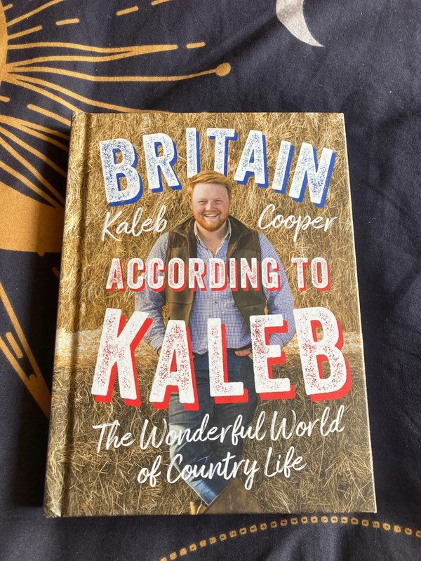 Get the  Biography I’m selling on @VintedUK. Size  for £8.95! vinted.co.uk/items/47759960…