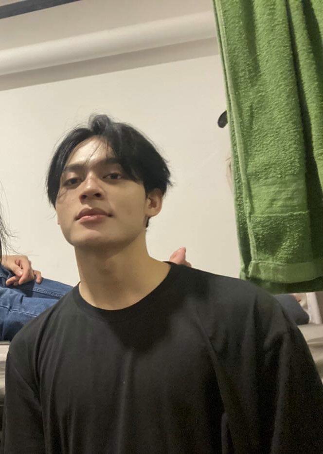 loveryst_'s tweet photo. oh black hair reyster, when am i gonna see you again ;(( https://t.co/3Y7ep2K5Cn