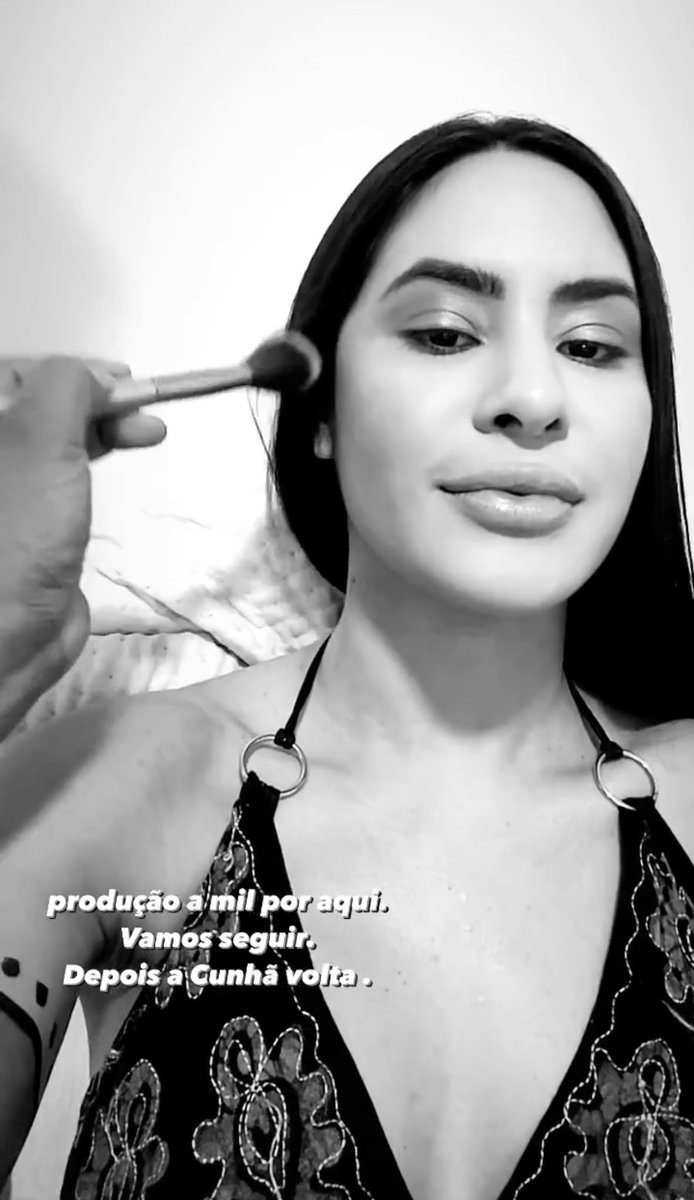 updateisabelle's tweet image. A produção a todo vapor. 🫶🏻

Isabelle Nogueira | Instagram Stories