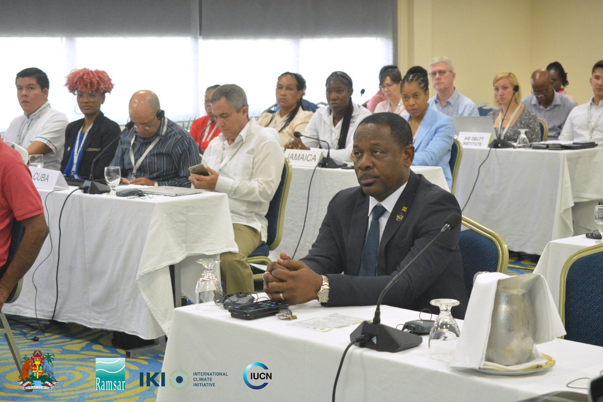 RamsarConv's tweet photo. Our Director, Science and Policy Jerker Tamelander is in #Grenada with Ministers and other #Caribbean actors to discuss wetlands survival in the face of one of today's most pressing issues--#climatechange. Special thanks to @iki_germany  and @MOA_Grenada. https://t.co/vrOIFjFngB
