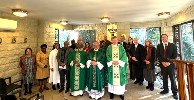 _SACBC's tweet photo. https://t.co/YTXIjME7Gu During the Sunday, July 14 mass celebrated alongside the Auxiliary Bishop of Pretoria Archdiocese Bishop Masilo John Selemela in the Chapel of the Apostolic Nunciature, Archbishop Jagodziński offered prayers to all people of God in Southern Africa. https://t.co/nNHwcxd0sO