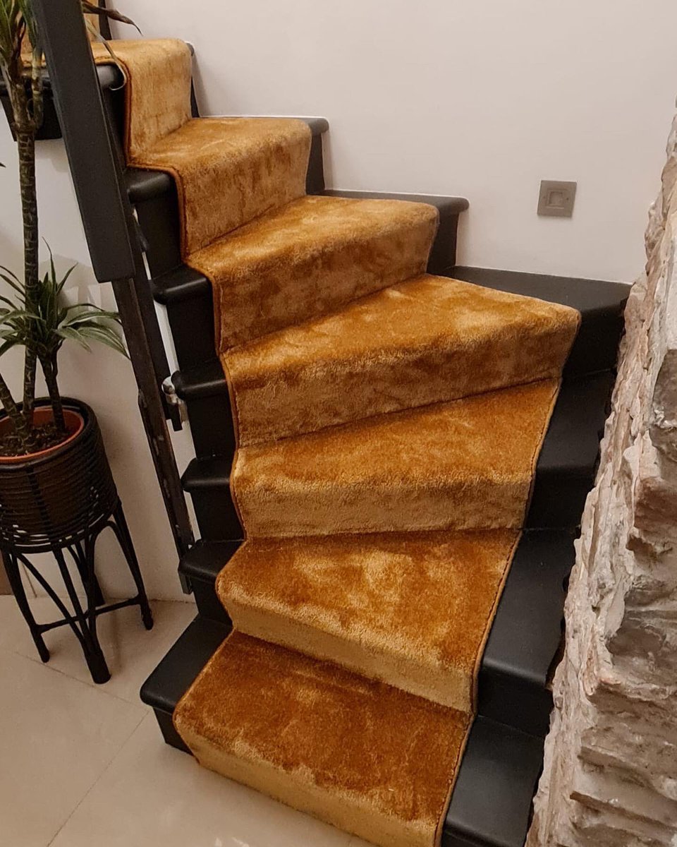 NBF_LTD's tweet photo. Another staircase turned into a show stopper 😍 hand cut on site by our in house team! Lano carpets satine gold on 9mm spring bond underlay #bristol #flooring #interior #interiordecor #custom https://t.co/dtYDYWZMJb