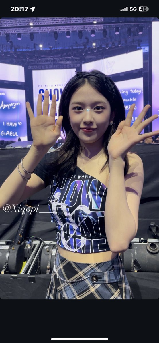 #ANYUJIN 
#YUJIN 
So cute🐶