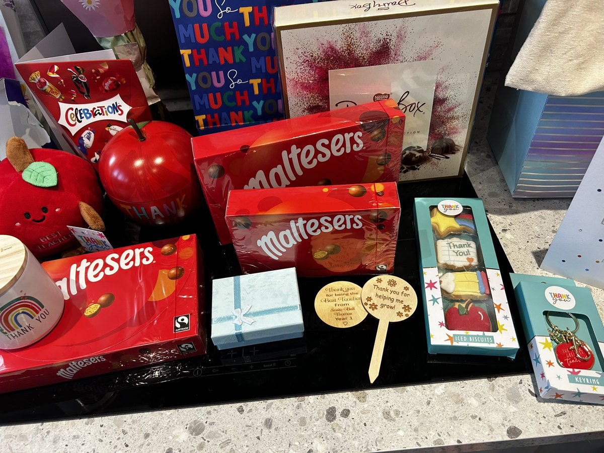 MrsHeath tweet media