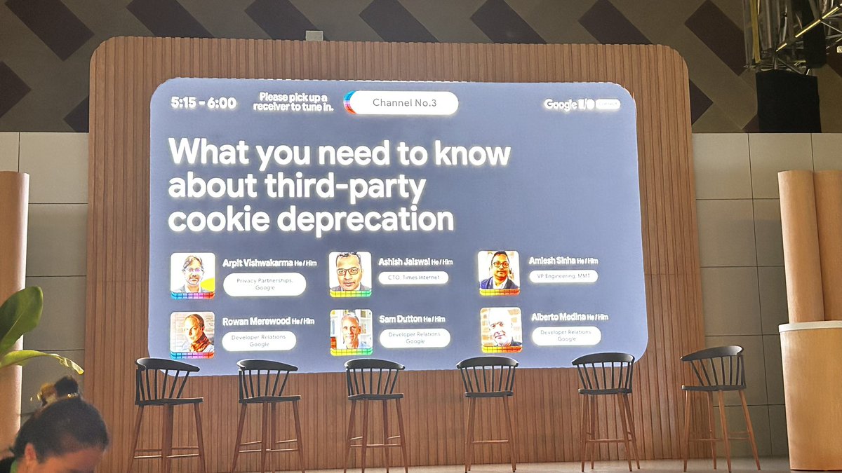 phoodiemonk's tweet photo. The #nation wants to know, “What do I need to do right now to be privacy ready?”
Learning from the industry leaders @makemytrip , @TimesInternet & @Google 🙌
#GoogleIO #GoogleIOExtend #GoogleIOBnglr #thirdpartycookies #cookiedeprecation https://t.co/z3e2kKcHB7