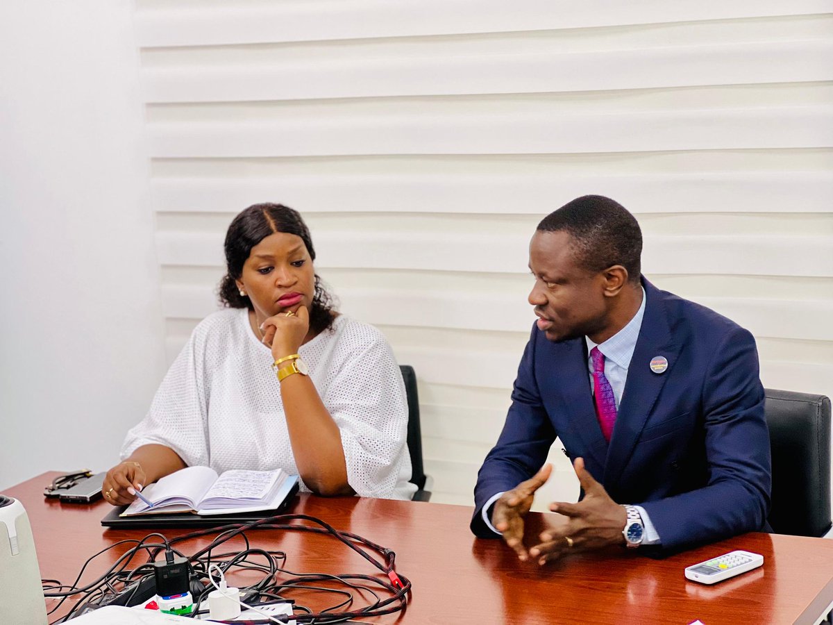 YouthSprint's tweet photo. #VisiteCentreOdas

En visite à #Kinshasa,la Directrice de @CentreOdas rencontre en ce jour les jeunes de @YouthSprint avec d'autres partenaires de @IpasRDC.

Ce cadre d'échange permet de partager les expériences de la RDC dans la promotion de DSSR y compris l'avortement sécurisé. https://t.co/LfwX6J7rOF