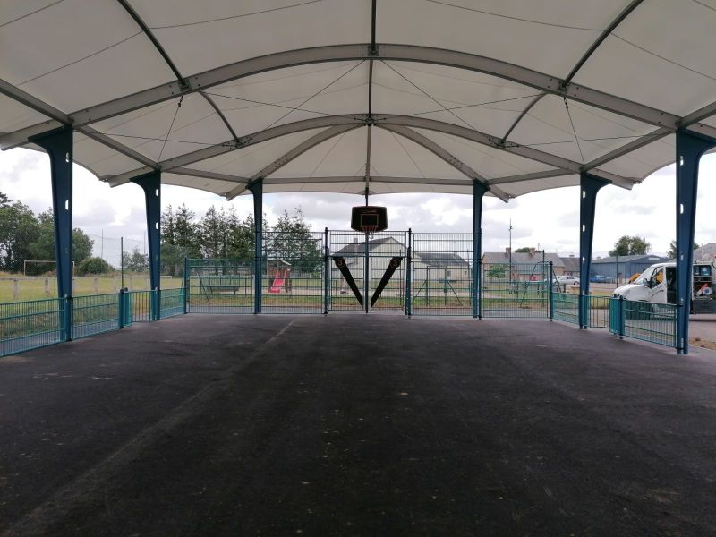 Husson International tweet media