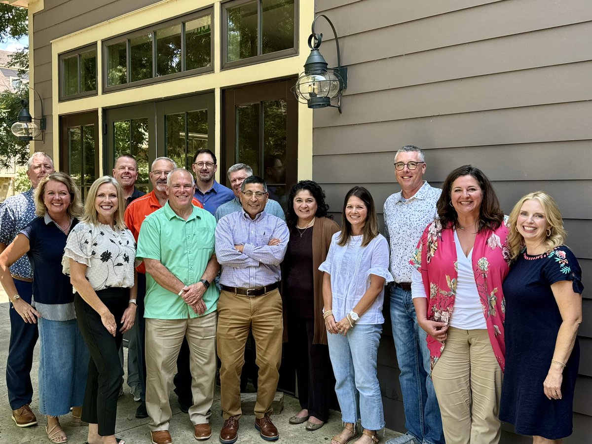 BasharaDana's tweet photo. Our #TASAnet Future Ready Supt Leadership Network Design Team worked to design three amazing events focused on organizational transformation for our members this year-Can’t wait to learn from this incredible group of leaders! https://t.co/THfabvJKK8