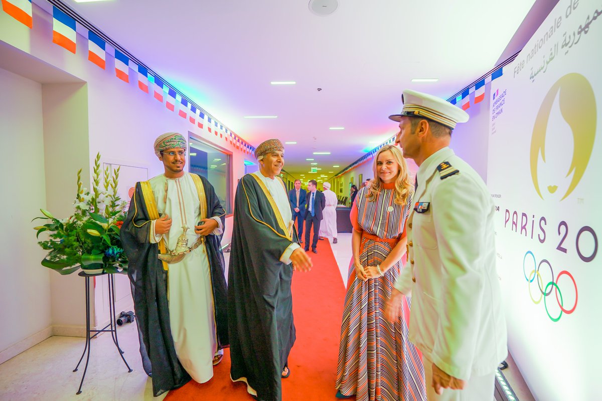 FranceinOman's tweet photo. 1⃣ Thank you to H.E. @muslahi and members of the Omani official delegation for gracing us with their presence to celebrate with us the French National Day in Oman, a few days before the opening of the #ParisOlympics.
#BastilleDay #14_juillet https://t.co/17bxKe1ojN