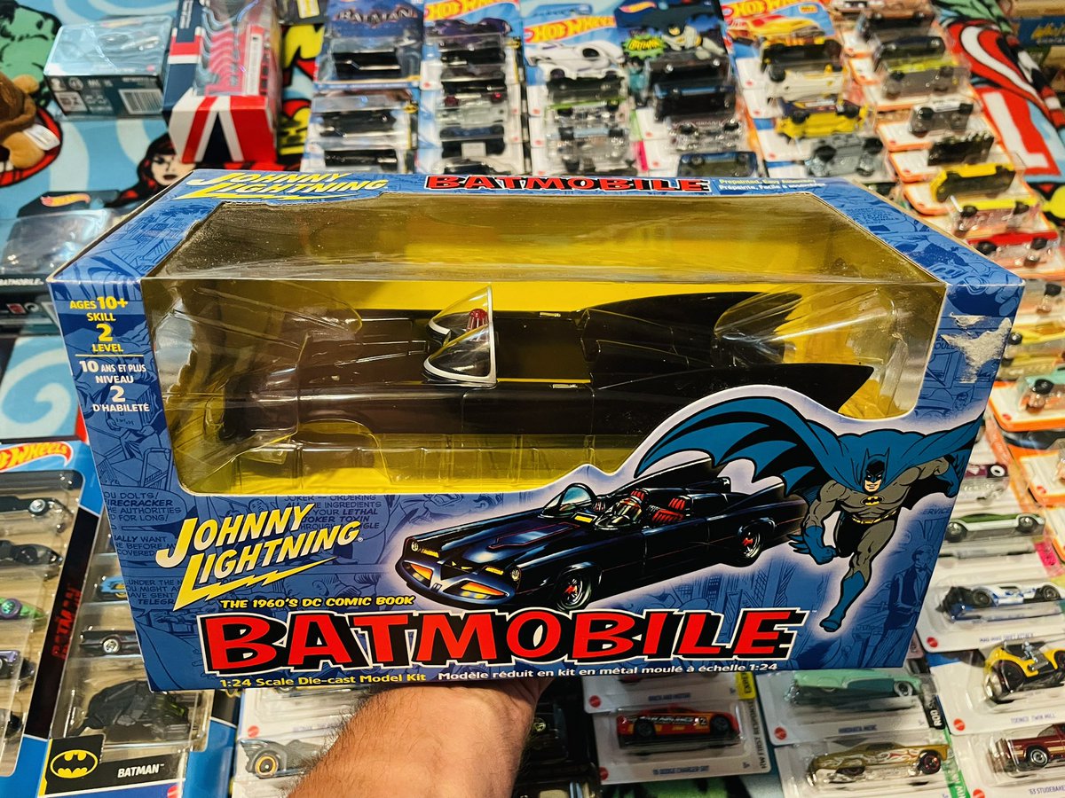 SudduthPhillip's tweet photo. Another #Batmobile from the collection. This one is the #JohnnyLightening model kit. I have two of these, one in the original box and one assembled and displayed. #Toys #Comics #Batman https://t.co/DNw5KBhI5z