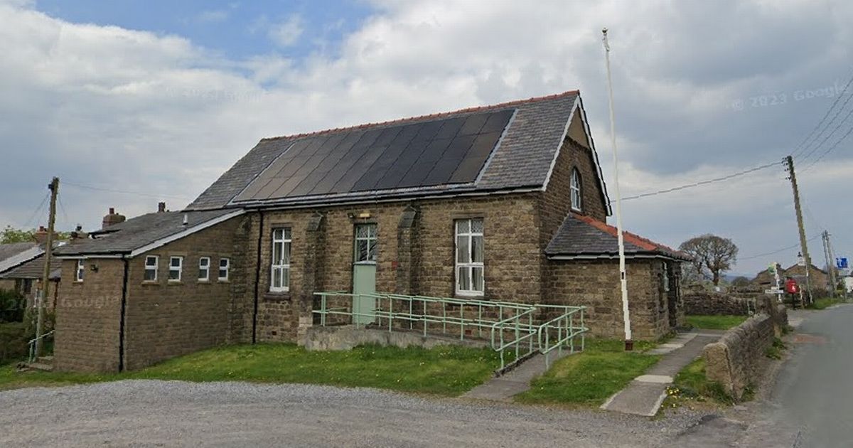 Darwen Labour councillors to hold advice surgery this weekend lancs.live/news/lancashir…