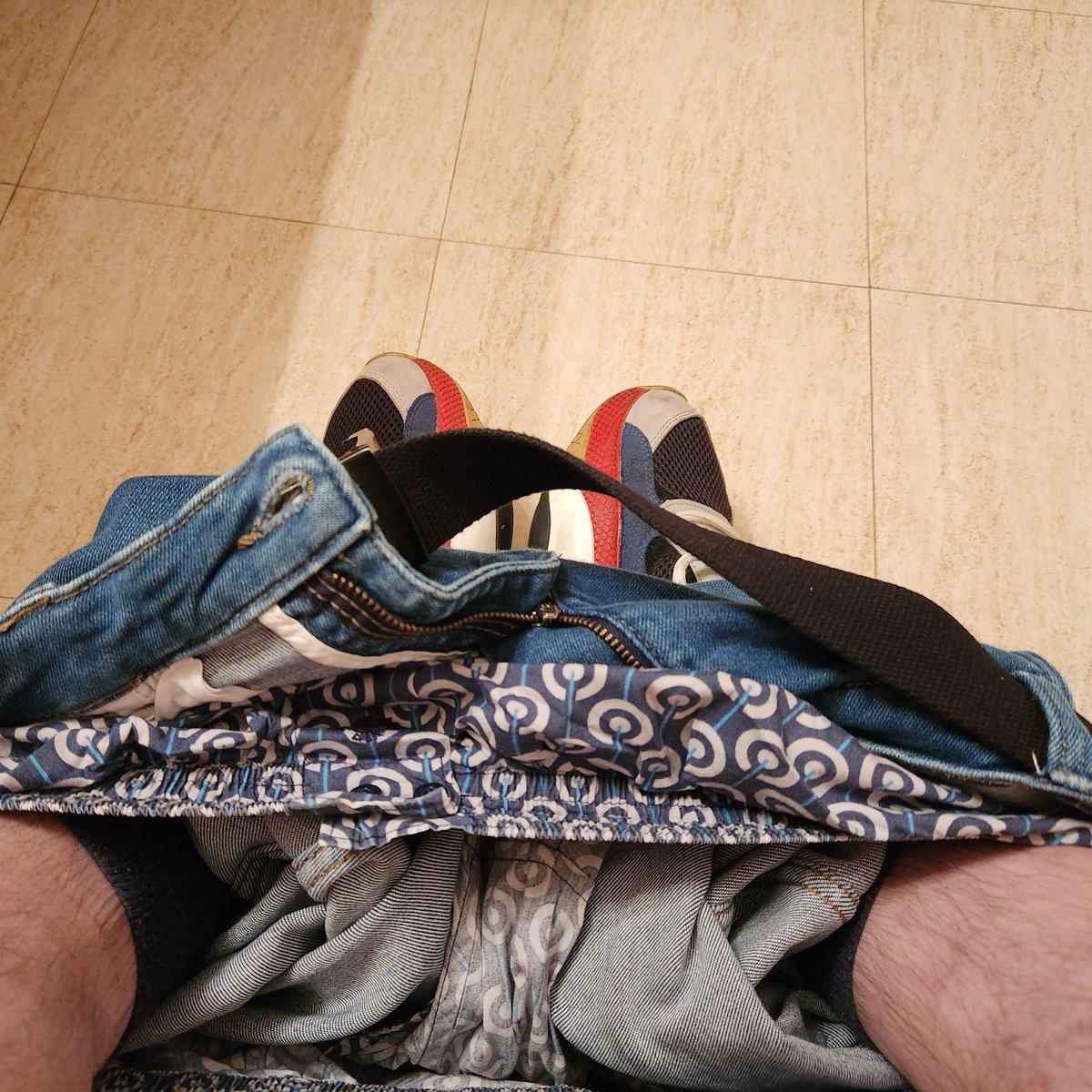 mjesusostolaza's tweet photo. Cagando en #casapadres
#classictweets https://t.co/AE3W2ozLdg