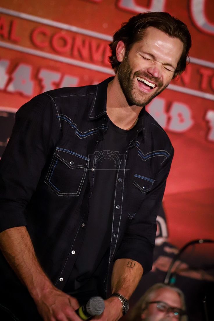 honeymoonmclean's tweet photo. too many to count but i love our smiley moose #JaredPadaleckiWeek https://t.co/GrDXnJ3JTS