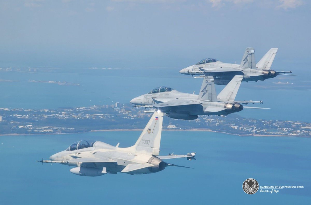 DefensePitz's tweet image. Images: The four (4) #FA50PH belonging to the #PhilippineAirForce's 5th Fighter Wing are now in #Darwin, Australia for their first-time participation in Exercise #PitchBlack2024.

Image (c) Philippine Air Force.