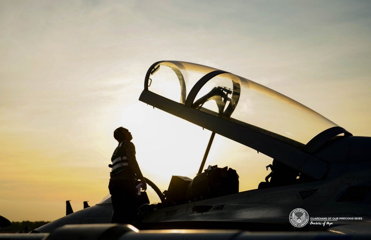 DefensePitz's tweet image. Images: The four (4) #FA50PH belonging to the #PhilippineAirForce's 5th Fighter Wing are now in #Darwin, Australia for their first-time participation in Exercise #PitchBlack2024.

Image (c) Philippine Air Force.