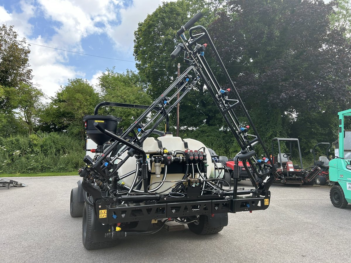 Before, during &amp; after. A little glimpse on how we recondition our used machine before sale.