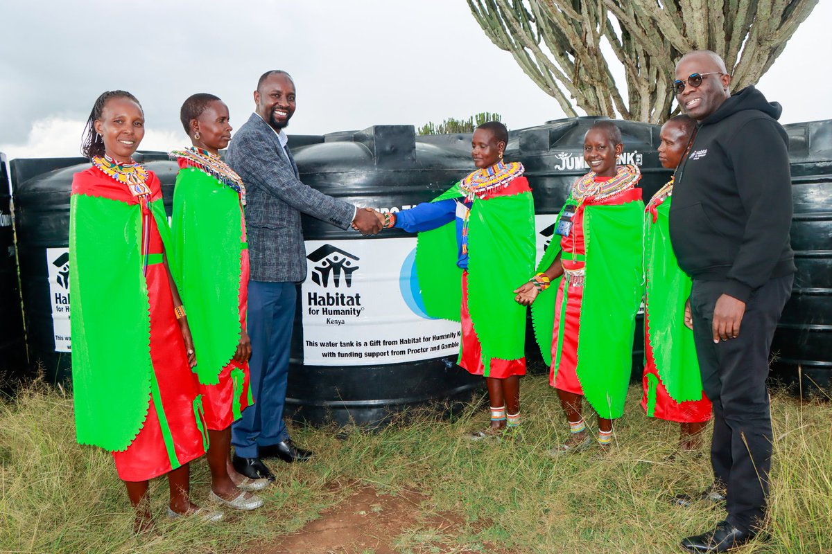 LaikipiaMENWAR's tweet photo. "I am delighted that, through collaborative partnerships, we are making significant progress in addressing water challenges. Our vision is to distribute 50,000 water tanks by 2027, aiming to boost and support communities' wellbeing,"  @koinange https://t.co/Se17q0fKbR