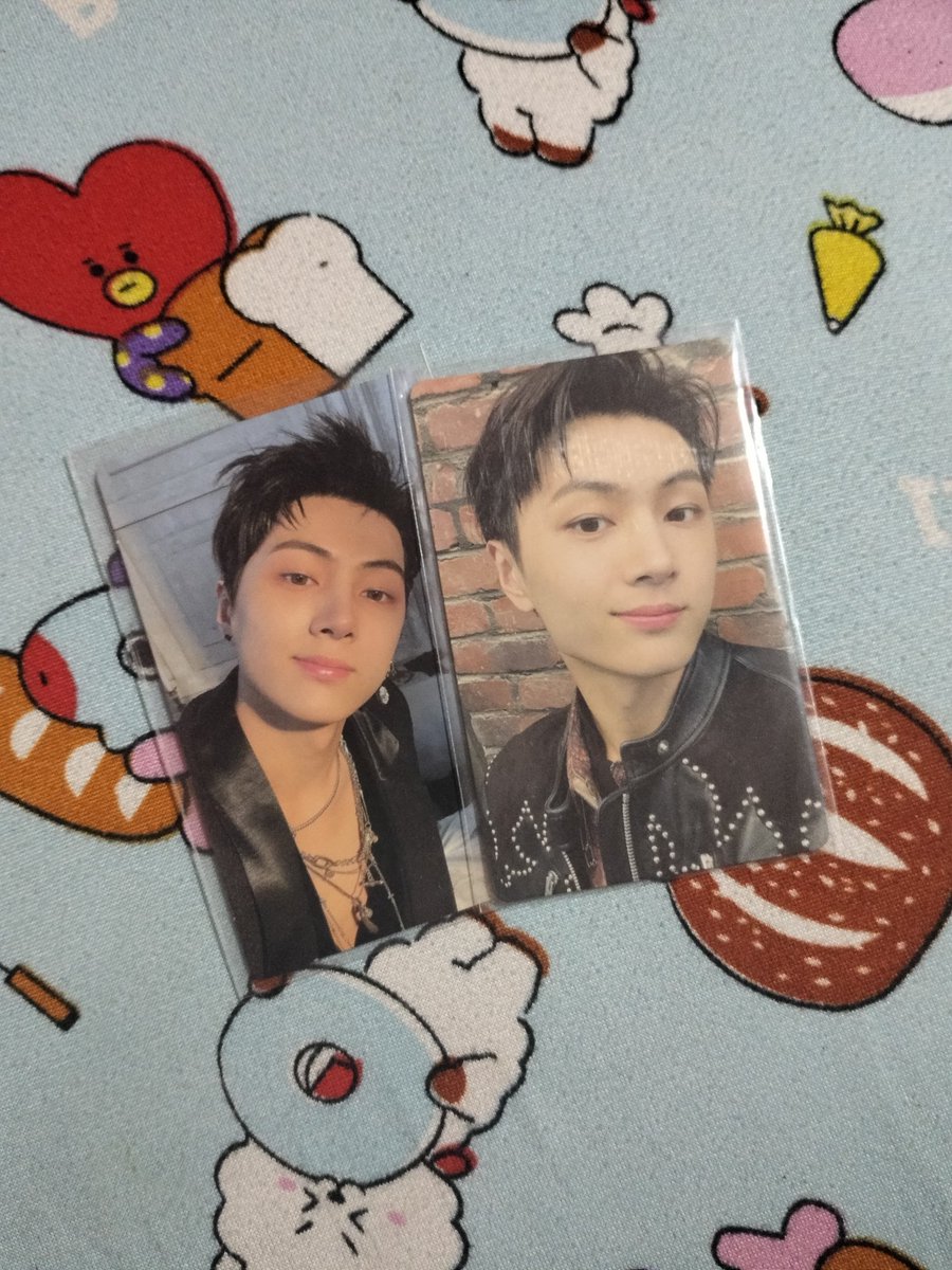 seeuncolls's tweet photo. wts lfb jay pc ph

₱200.00 set 
- set only
- mop: jikas
- mod: direct j&amp;t 
- can ship asap https://t.co/kKlM2qbaKA