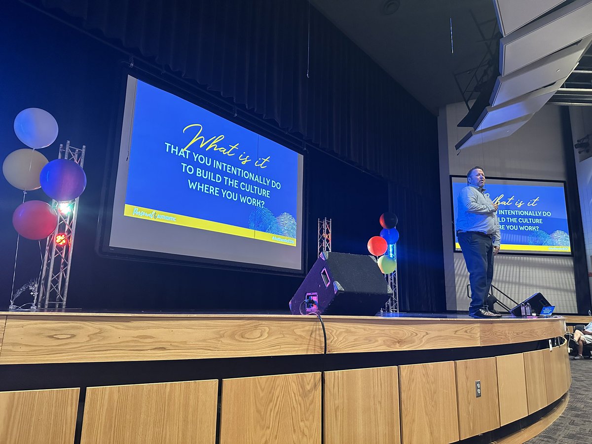 arfoor85's tweet photo. Great reminder this morning that our attitude and actions can either be a culture builder or a culture killer. @thomascmurray #IgnitED24 @INeLearn https://t.co/OWzSmSyaOw