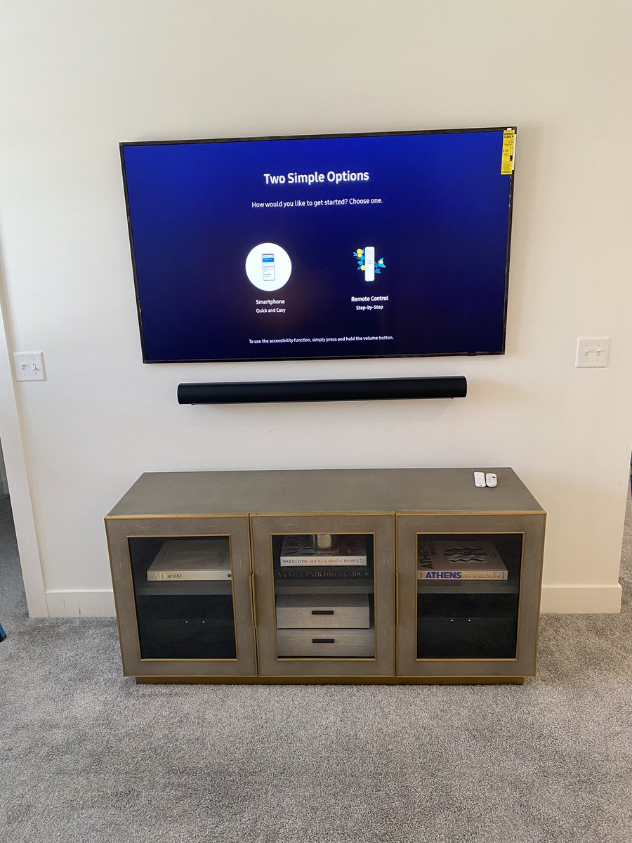 kcalarmman's tweet photo. Some recent FrameTV installations. I really dig these TV’s. They’re aesthetically pleasing and extremely functional. They hug the wall so you can display art or your favorite photos and when your show or game comes on then POP them right on and enjoy. Message me now to learn about huge savings i have on frameTV’s!