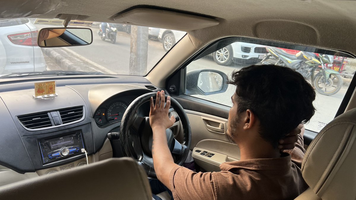 dcmcd1984's tweet photo. Very bad experience for the ride today by Ola . @Olacabs @ola_supports dear manager of Ola ,kindly book in your 🚘 service and enjoy ride in these conditions .see pictures of car inside dust , smell &amp; AC Not working . No customer support received during trip from Ola while https://t.co/HGBjXre4vU