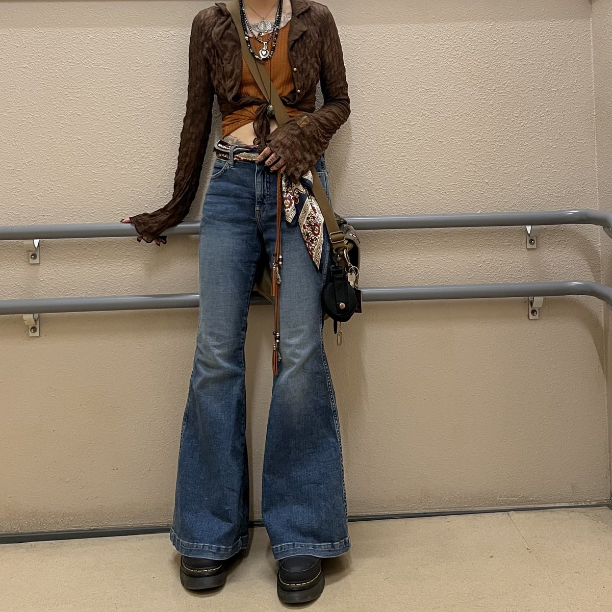 u0330m's tweet photo. 今年の夏はhippieとjunkなかんじで行こうと思います🫶🌍🌞🌈🎶 https://t.co/ybYAvw6v3L